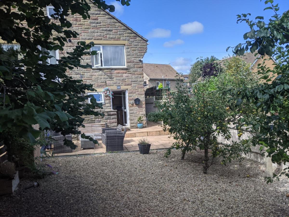 דירות Sleights Whitby House Retreat Sleeps 12 מראה חיצוני תמונה