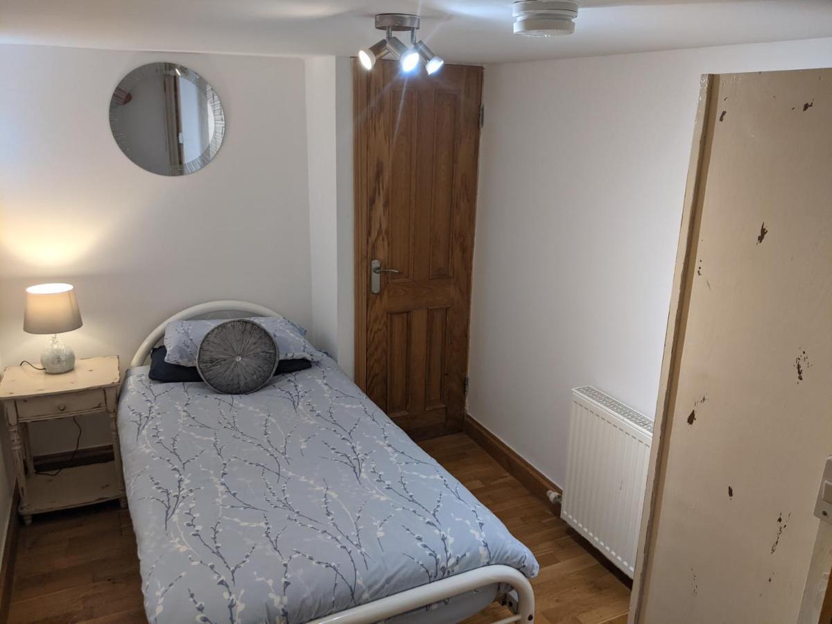 דירות Sleights Whitby House Retreat Sleeps 12 מראה חיצוני תמונה