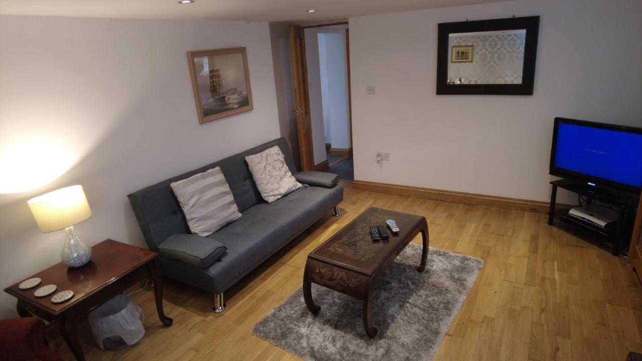 דירות Sleights Whitby House Retreat Sleeps 12 מראה חיצוני תמונה