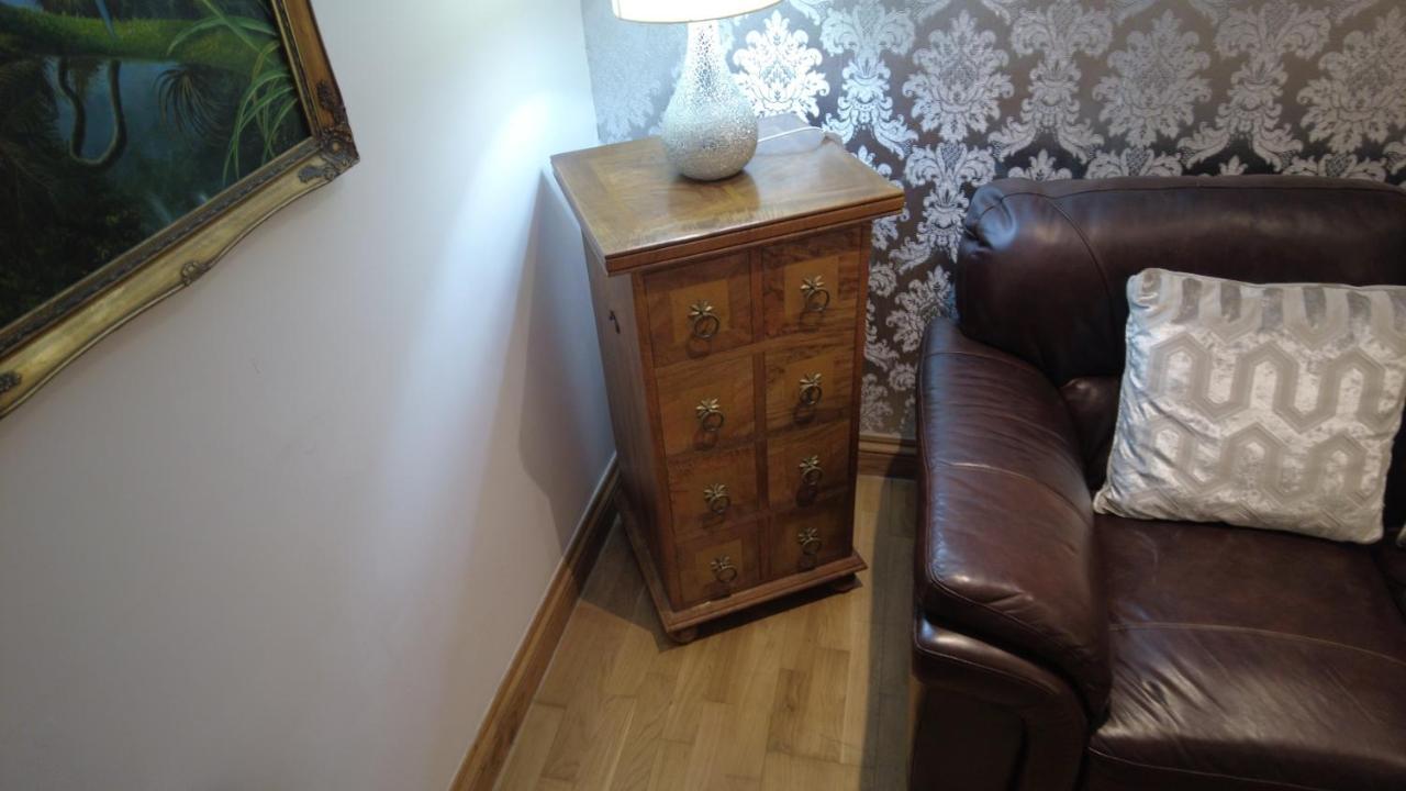 דירות Sleights Whitby House Retreat Sleeps 12 מראה חיצוני תמונה