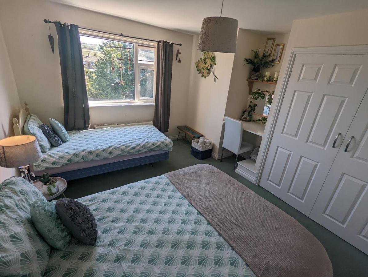 דירות Sleights Whitby House Retreat Sleeps 12 מראה חיצוני תמונה
